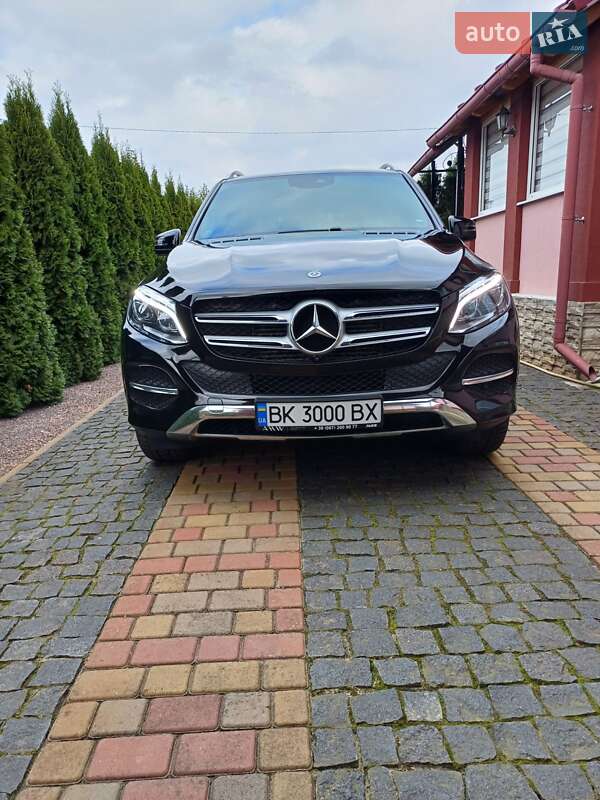 Внедорожник / Кроссовер Mercedes-Benz GLE-Class 2017 в Сарнах