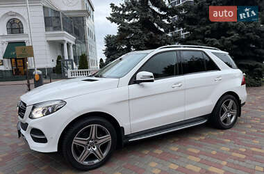 Позашляховик / Кросовер Mercedes-Benz GLE-Class 2015 в Одесі