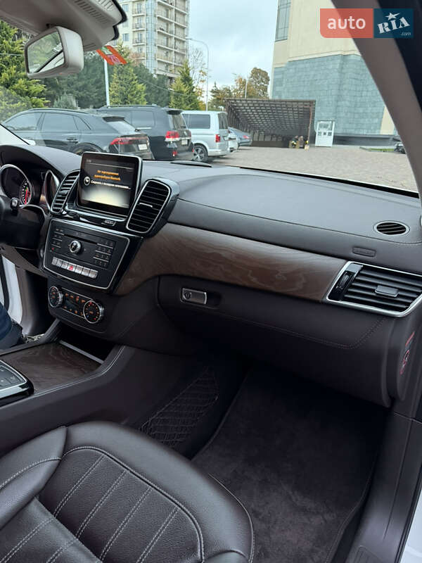 Внедорожник / Кроссовер Mercedes-Benz GLE-Class 2015 в Одессе фото 12 Внедорожник / Кроссовер Mercedes-Benz GLE-Class 2015 в Одессе