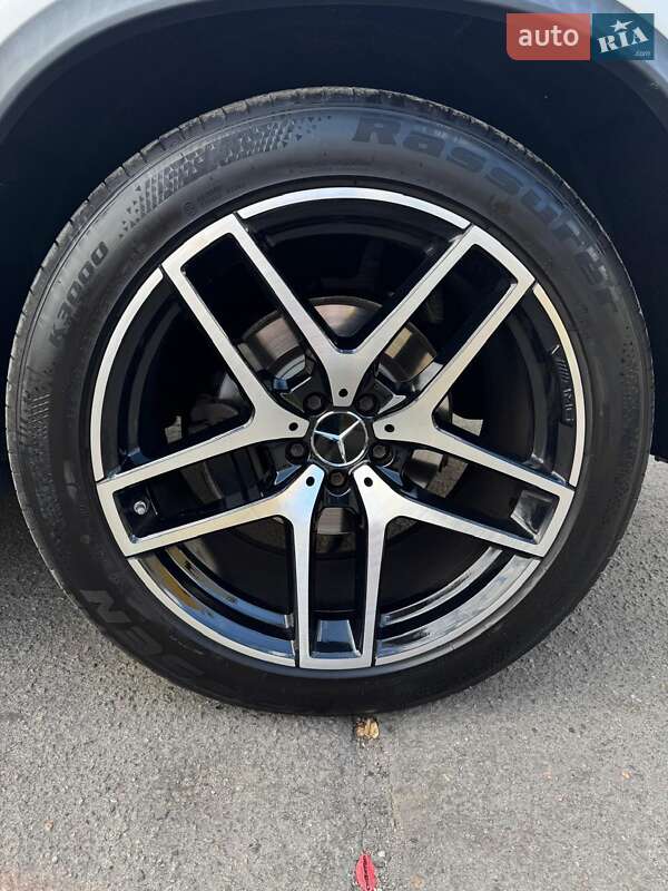 Позашляховик / Кросовер Mercedes-Benz GLE-Class 2016 в Дніпрі фото 29 Позашляховик / Кросовер Mercedes-Benz GLE-Class 2016 в Дніпрі