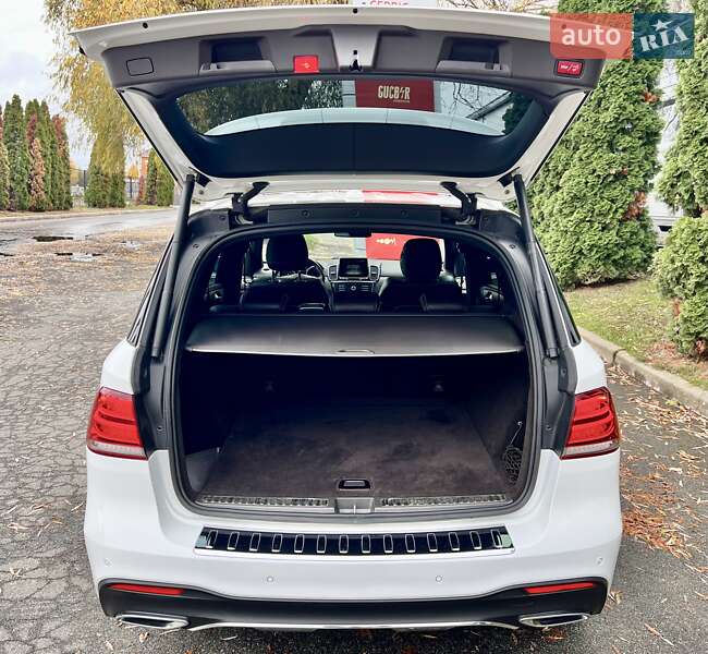 Внедорожник / Кроссовер Mercedes-Benz GLE-Class 2016 в Киеве фото 15 Внедорожник / Кроссовер Mercedes-Benz GLE-Class 2016 в Киеве