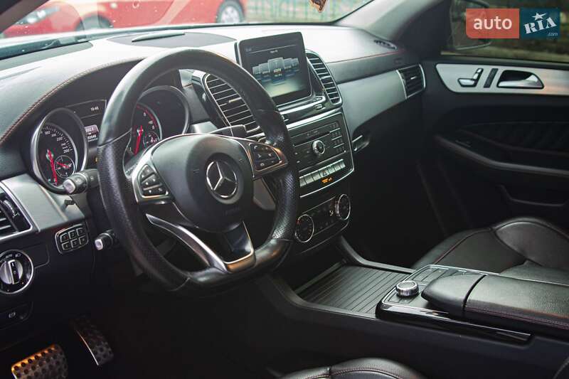 Внедорожник / Кроссовер Mercedes-Benz GLE-Class 2015 в Киеве
