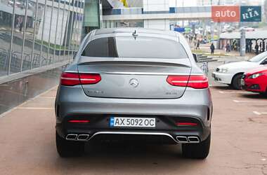 Позашляховик / Кросовер Mercedes-Benz GLE-Class 2015 в  фото 5 Позашляховик / Кросовер Mercedes-Benz GLE-Class 2015 в