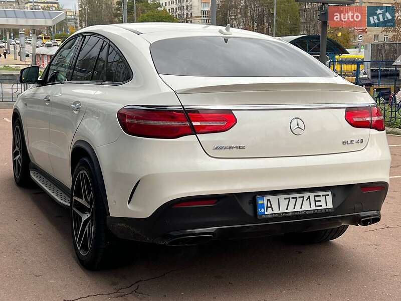 Позашляховик / Кросовер Mercedes-Benz GLE-Class 2017 в Києві фото 5 Позашляховик / Кросовер Mercedes-Benz GLE-Class 2017 в Києві