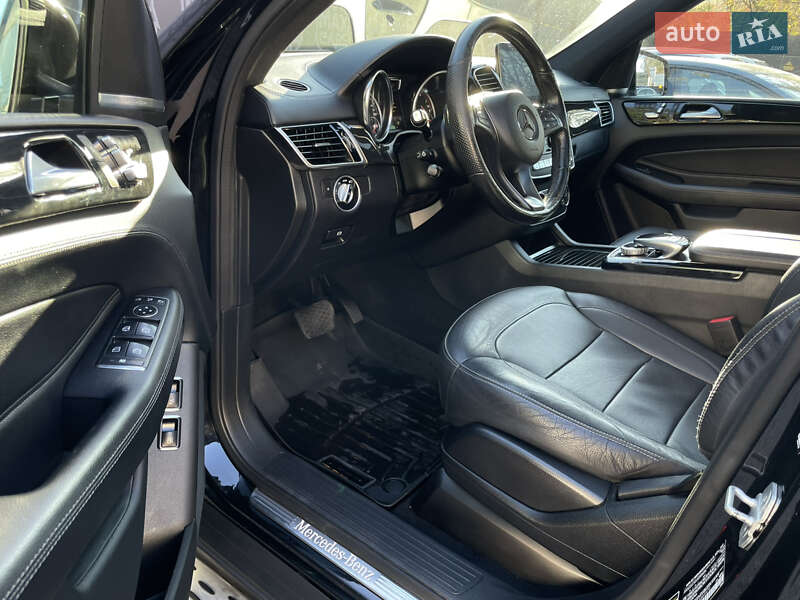 Внедорожник / Кроссовер Mercedes-Benz GLE-Class 2016 в Киеве фото 8 Внедорожник / Кроссовер Mercedes-Benz GLE-Class 2016 в Киеве