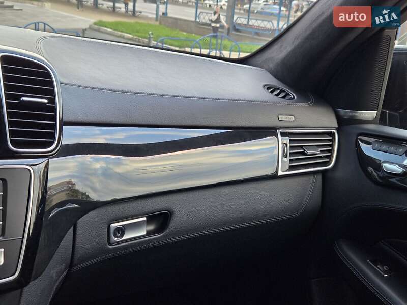 Позашляховик / Кросовер Mercedes-Benz GLE-Class 2017 в Києві фото 33 Позашляховик / Кросовер Mercedes-Benz GLE-Class 2017 в Києві