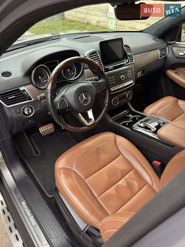 Внедорожник / Кроссовер Mercedes-Benz GLE-Class 2016 в Киеве фото 14 Внедорожник / Кроссовер Mercedes-Benz GLE-Class 2016 в Киеве