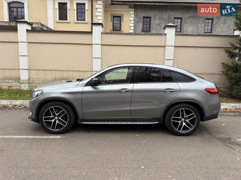 Внедорожник / Кроссовер Mercedes-Benz GLE-Class 2016 в Киеве фото 6 Внедорожник / Кроссовер Mercedes-Benz GLE-Class 2016 в Киеве