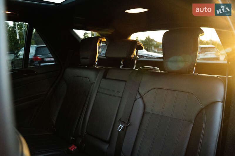 Внедорожник / Кроссовер Mercedes-Benz GLE-Class 2016 в Черновцах