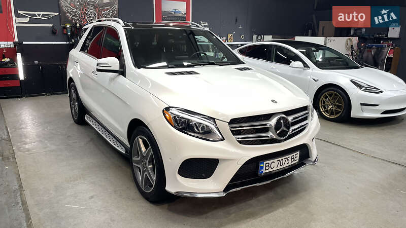 Позашляховик / Кросовер Mercedes-Benz GLE-Class 2017 в Львові фото 5 Позашляховик / Кросовер Mercedes-Benz GLE-Class 2017 в Львові