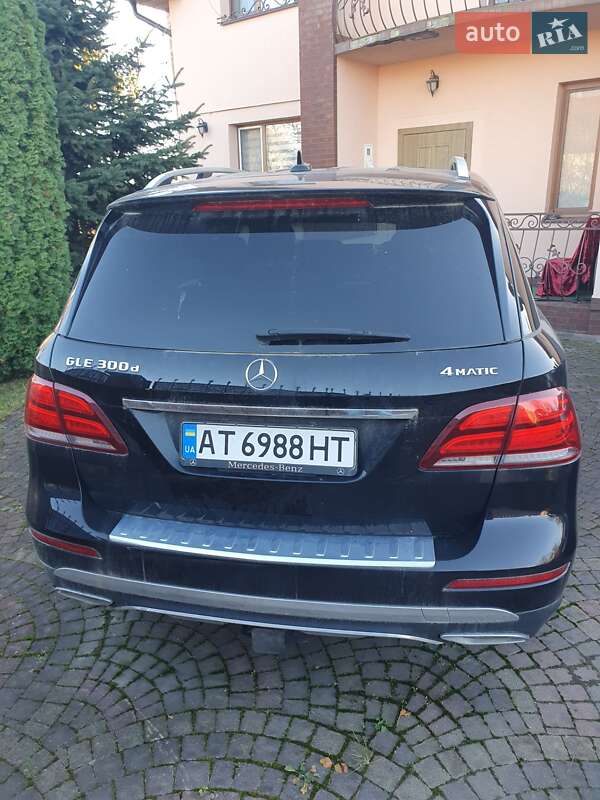 Внедорожник / Кроссовер Mercedes-Benz GLE-Class 2015 в Ивано-Франковске фото Внедорожник / Кроссовер Mercedes-Benz GLE-Class 2015 в Ивано-Франковске