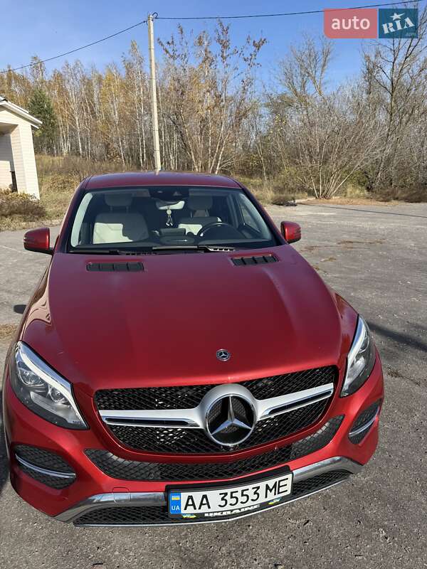 Внедорожник / Кроссовер Mercedes-Benz GLE-Class 2017 в Киеве