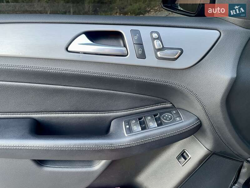 Позашляховик / Кросовер Mercedes-Benz GLE-Class 2016 в Києві