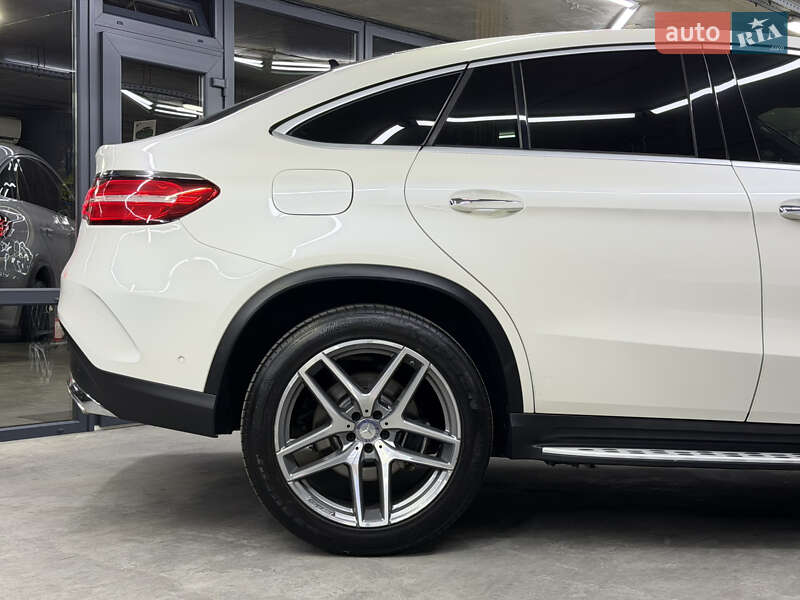 Позашляховик / Кросовер Mercedes-Benz GLE-Class 2015 в Одесі