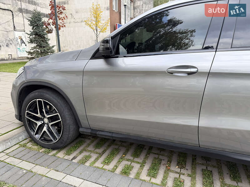 Внедорожник / Кроссовер Mercedes-Benz GLE-Class 2016 в Луцке фото 11 Внедорожник / Кроссовер Mercedes-Benz GLE-Class 2016 в Луцке