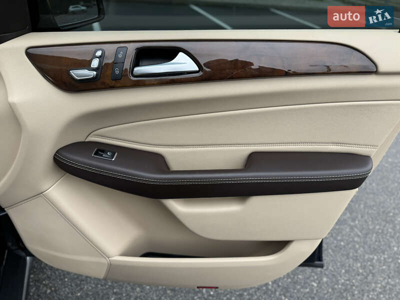 Внедорожник / Кроссовер Mercedes-Benz GLE-Class 2016 в Харькове