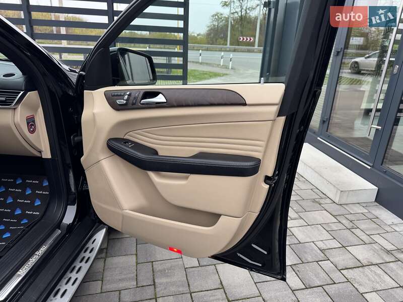 Внедорожник / Кроссовер Mercedes-Benz GLE-Class 2016 в Ровно