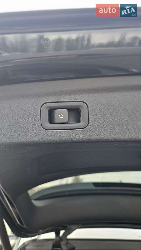 Позашляховик / Кросовер Mercedes-Benz GLE-Class 2021 в Києві фото 22 Позашляховик / Кросовер Mercedes-Benz GLE-Class 2021 в Києві