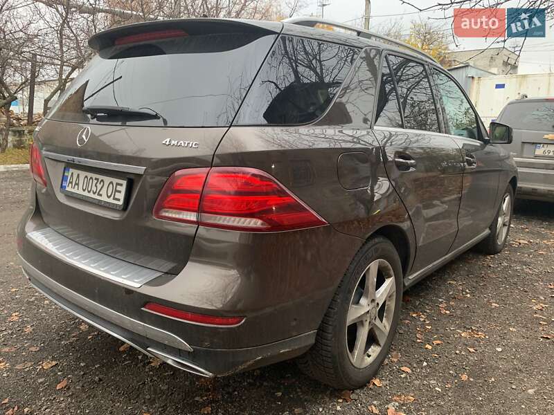 Внедорожник / Кроссовер Mercedes-Benz GLE-Class 2015 в Киеве фото 21 Внедорожник / Кроссовер Mercedes-Benz GLE-Class 2015 в Киеве