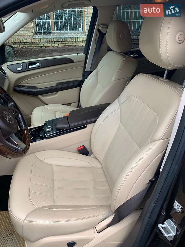 Внедорожник / Кроссовер Mercedes-Benz GLE-Class 2015 в Киеве фото 8 Внедорожник / Кроссовер Mercedes-Benz GLE-Class 2015 в Киеве