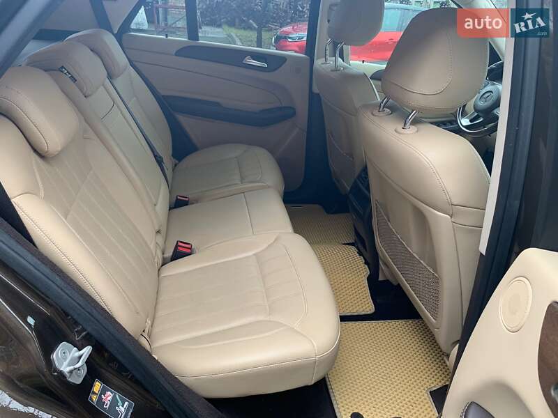 Внедорожник / Кроссовер Mercedes-Benz GLE-Class 2015 в Киеве фото 14 Внедорожник / Кроссовер Mercedes-Benz GLE-Class 2015 в Киеве