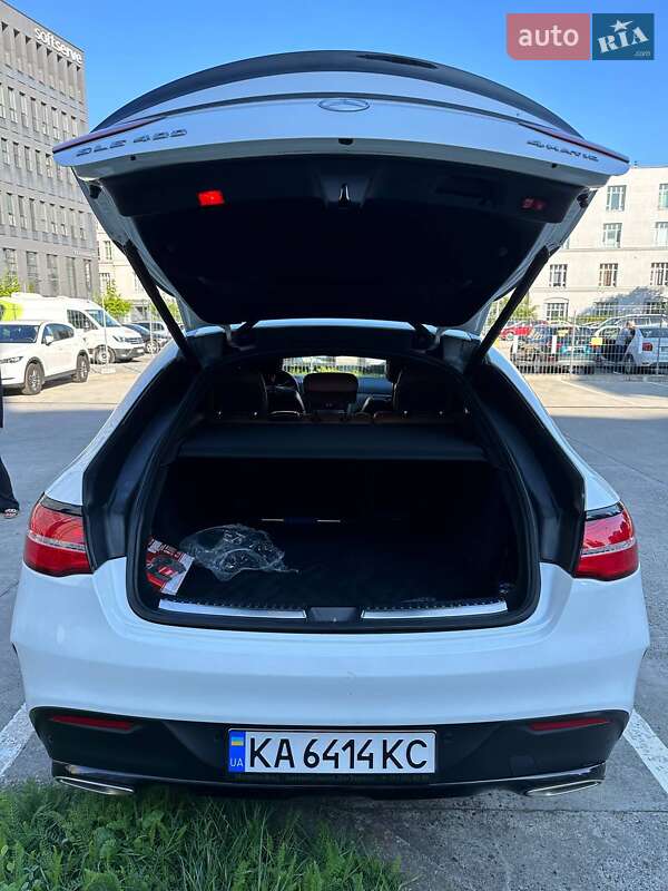 Внедорожник / Кроссовер Mercedes-Benz GLE-Class 2017 в Киеве фото 7 Внедорожник / Кроссовер Mercedes-Benz GLE-Class 2017 в Киеве