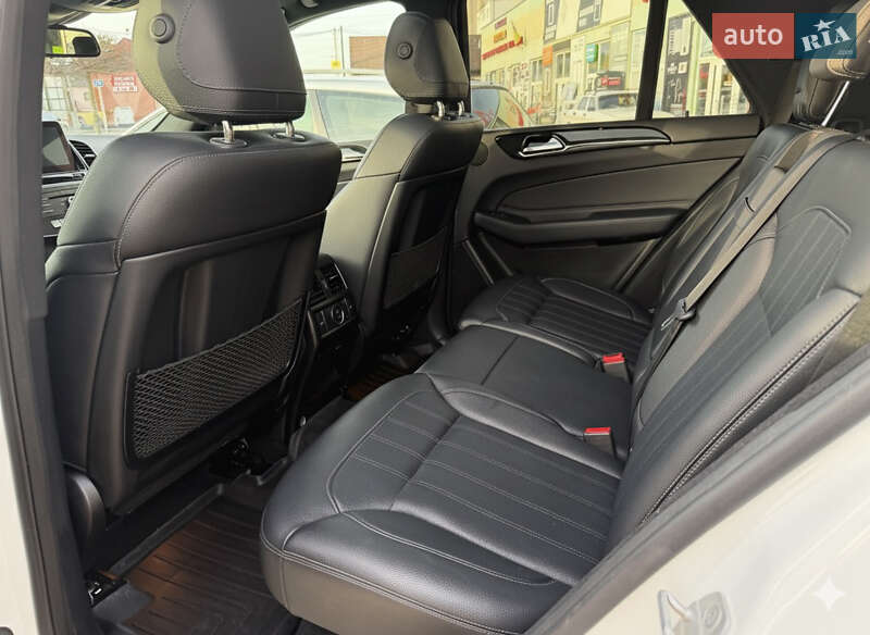 Позашляховик / Кросовер Mercedes-Benz GLE-Class 2016 в Самборі фото 14 Позашляховик / Кросовер Mercedes-Benz GLE-Class 2016 в Самборі