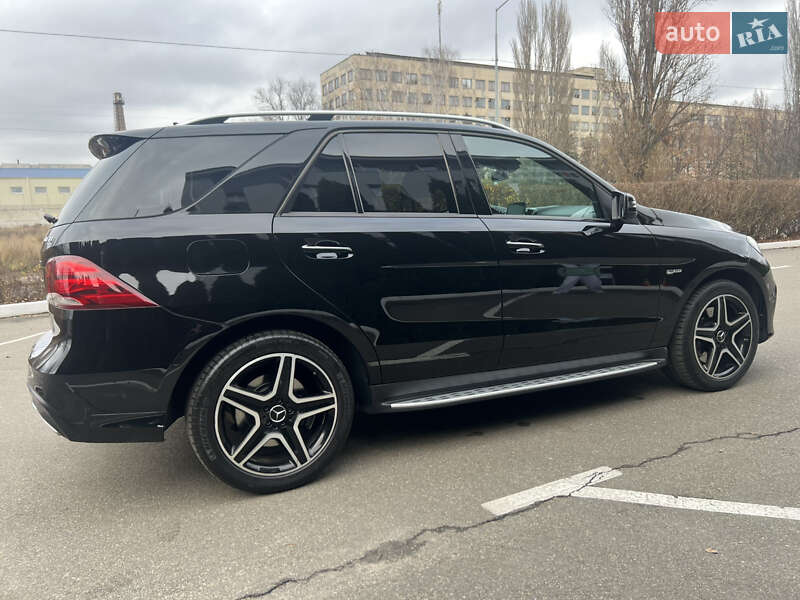 Позашляховик / Кросовер Mercedes-Benz GLE-Class 2017 в Києві фото 11 Позашляховик / Кросовер Mercedes-Benz GLE-Class 2017 в Києві