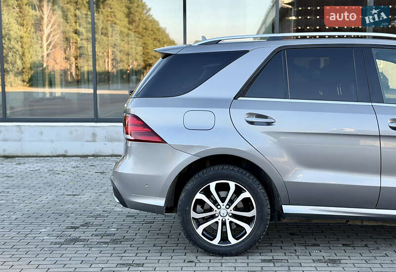 Позашляховик / Кросовер Mercedes-Benz GLE-Class 2016 в Рівному