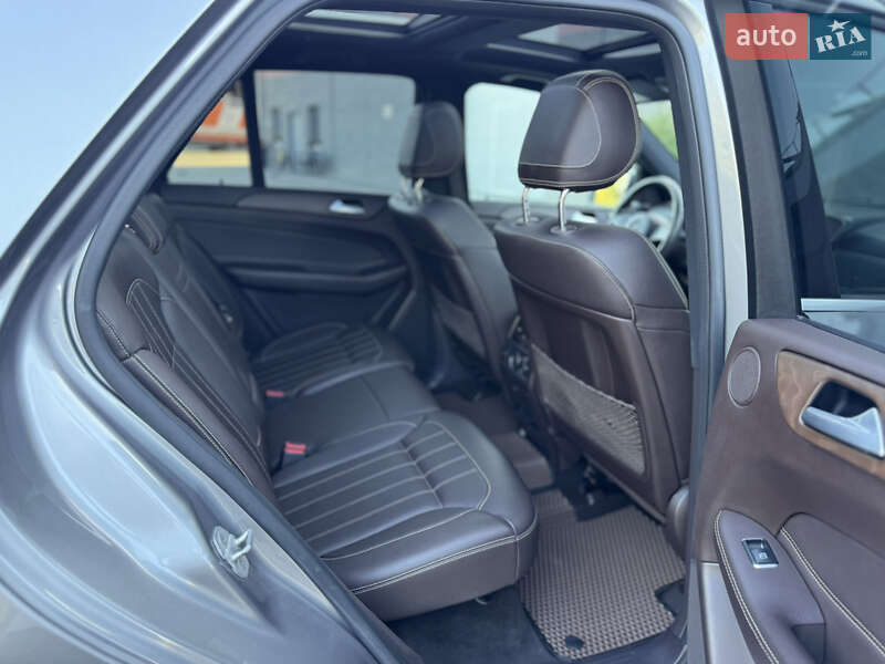 Позашляховик / Кросовер Mercedes-Benz GLE-Class 2016 в Рівному