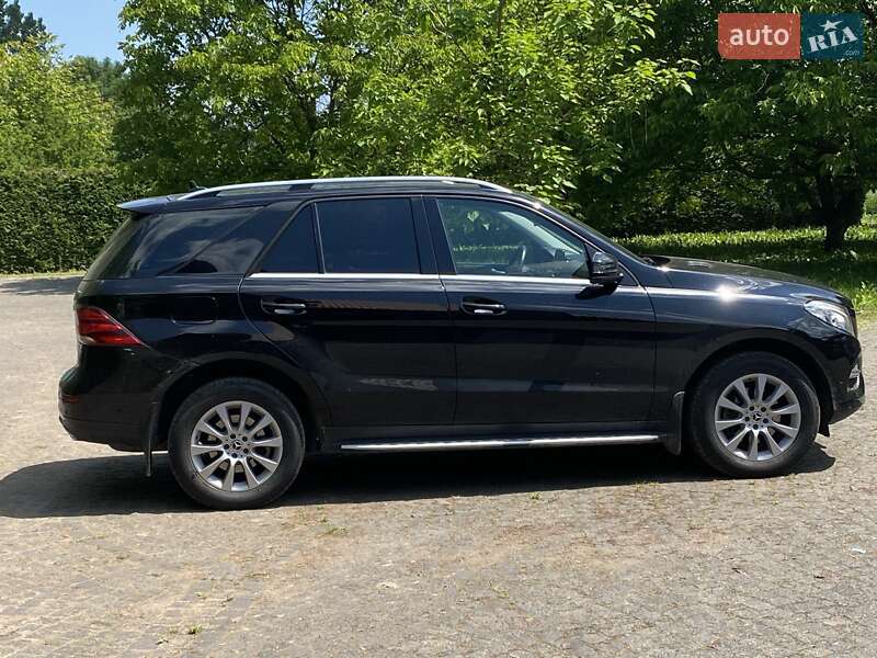 Внедорожник / Кроссовер Mercedes-Benz GLE-Class 2017 в Львове