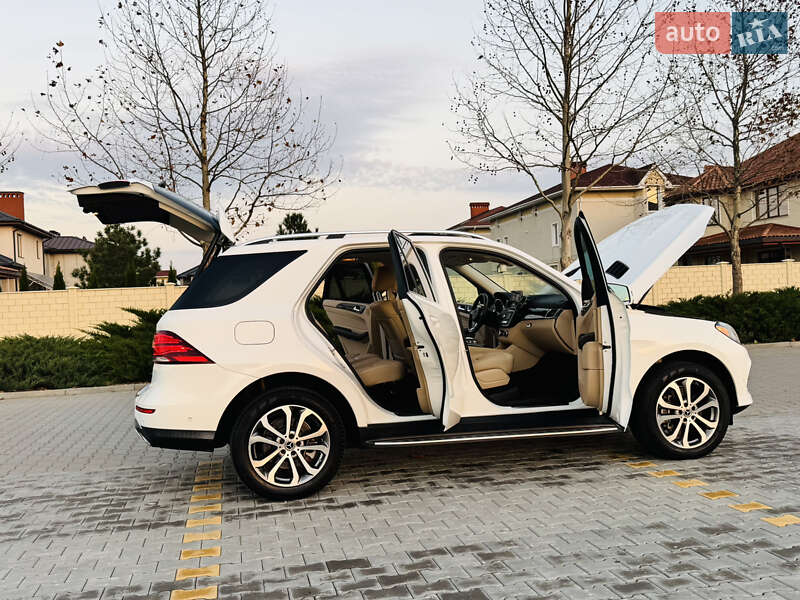 Внедорожник / Кроссовер Mercedes-Benz GLE-Class 2018 в Одессе фото 38 Внедорожник / Кроссовер Mercedes-Benz GLE-Class 2018 в Одессе