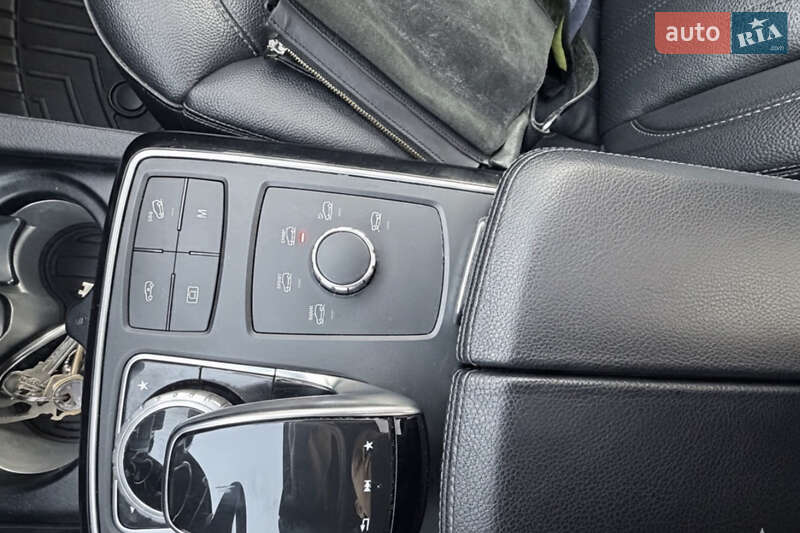 Внедорожник / Кроссовер Mercedes-Benz GLE-Class 2016 в Самборе