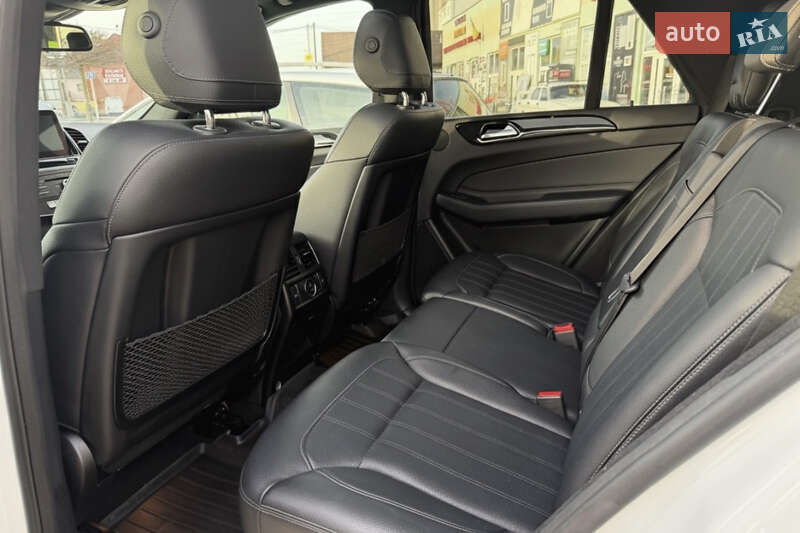 Внедорожник / Кроссовер Mercedes-Benz GLE-Class 2016 в Самборе