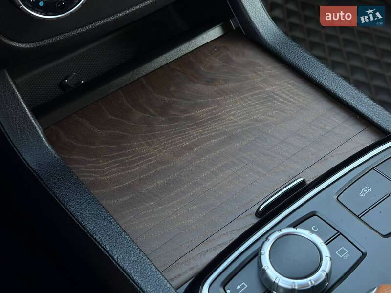 Внедорожник / Кроссовер Mercedes-Benz GLE-Class 2018 в Кривом Роге