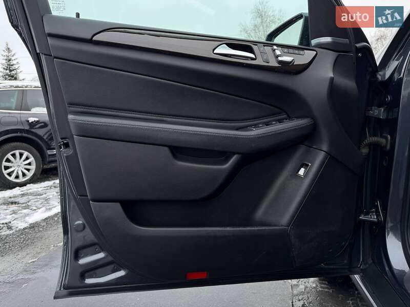 Внедорожник / Кроссовер Mercedes-Benz GLE-Class 2016 в Ровно