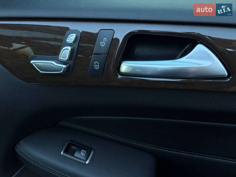 Внедорожник / Кроссовер Mercedes-Benz GLE-Class 2016 в Ровно