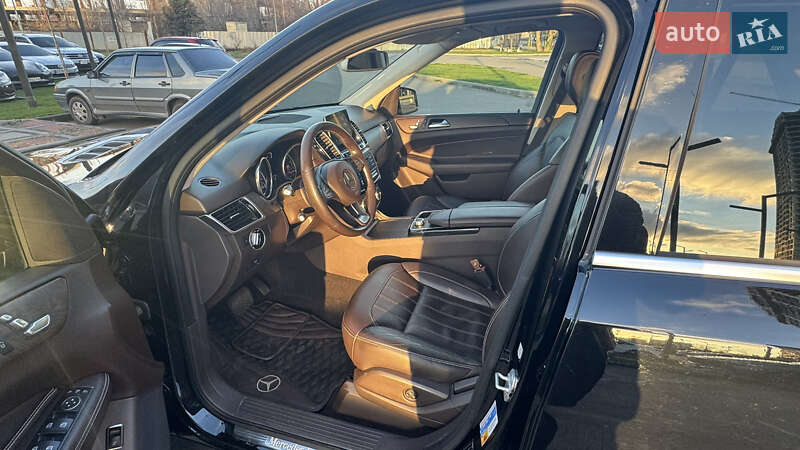 Внедорожник / Кроссовер Mercedes-Benz GLE-Class 2016 в Днепре