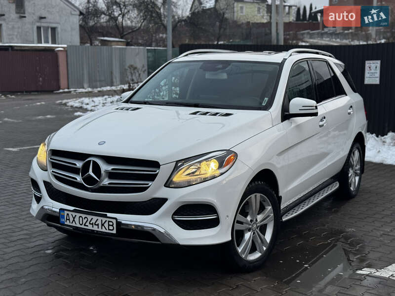 Внедорожник / Кроссовер Mercedes-Benz GLE-Class 2016 в Львове фото 3 Внедорожник / Кроссовер Mercedes-Benz GLE-Class 2016 в Львове
