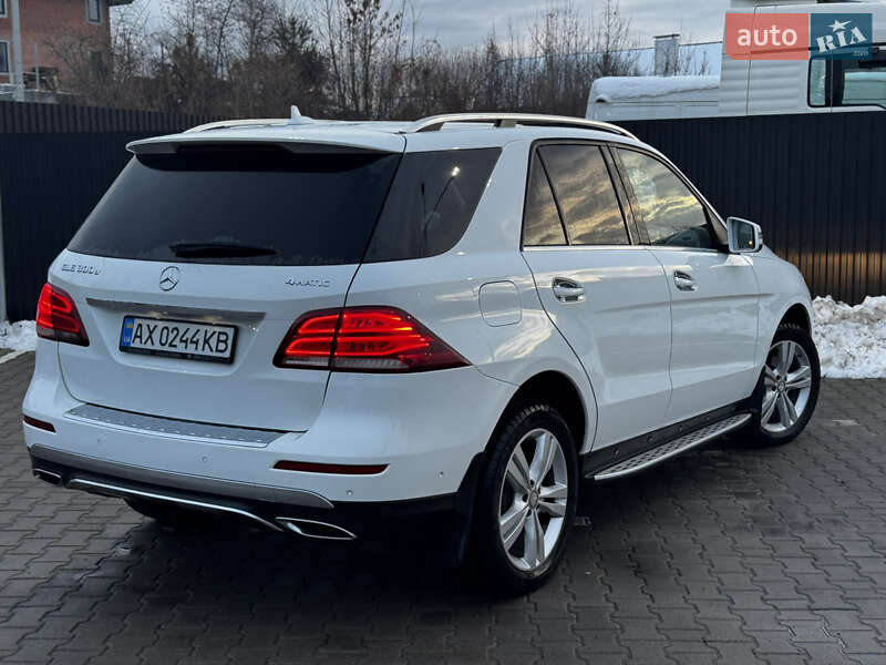 Внедорожник / Кроссовер Mercedes-Benz GLE-Class 2016 в Львове фото 24 Внедорожник / Кроссовер Mercedes-Benz GLE-Class 2016 в Львове
