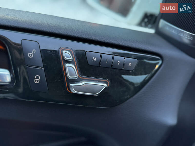 Внедорожник / Кроссовер Mercedes-Benz GLE-Class 2016 в Львове фото 34 Внедорожник / Кроссовер Mercedes-Benz GLE-Class 2016 в Львове