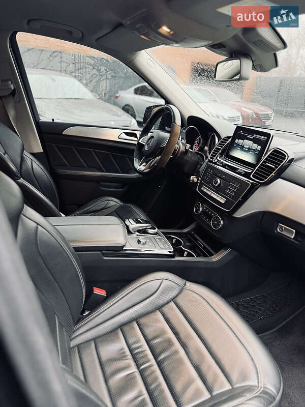 Внедорожник / Кроссовер Mercedes-Benz GLE-Class 2015 в Киеве