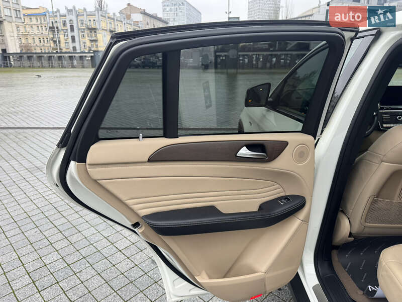 Позашляховик / Кросовер Mercedes-Benz GLE-Class 2018 в Києві