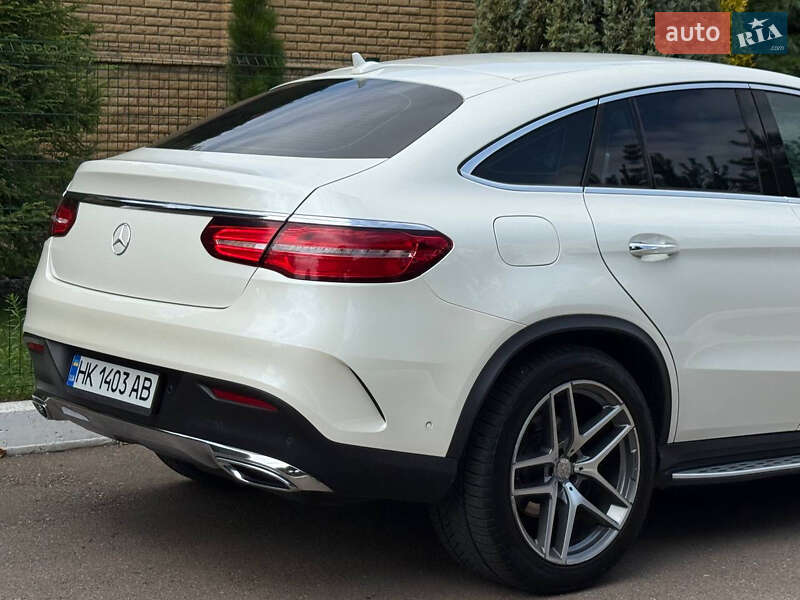Внедорожник / Кроссовер Mercedes-Benz GLE-Class 2015 в Ровно