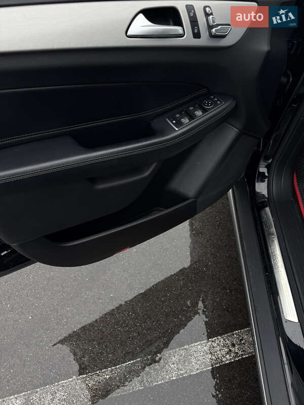 Внедорожник / Кроссовер Mercedes-Benz GLE-Class 2018 в Львове фото 11 Внедорожник / Кроссовер Mercedes-Benz GLE-Class 2018 в Львове