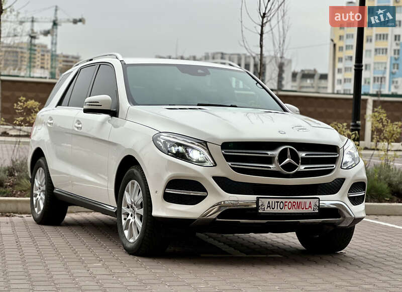 Позашляховик / Кросовер Mercedes-Benz GLE-Class 2017 в Києві фото 8 Позашляховик / Кросовер Mercedes-Benz GLE-Class 2017 в Києві