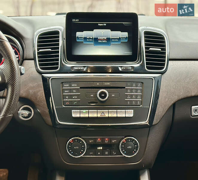 Позашляховик / Кросовер Mercedes-Benz GLE-Class 2017 в Києві фото 26 Позашляховик / Кросовер Mercedes-Benz GLE-Class 2017 в Києві