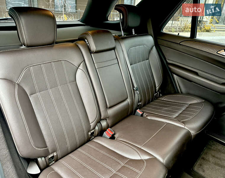 Позашляховик / Кросовер Mercedes-Benz GLE-Class 2017 в Києві фото 32 Позашляховик / Кросовер Mercedes-Benz GLE-Class 2017 в Києві