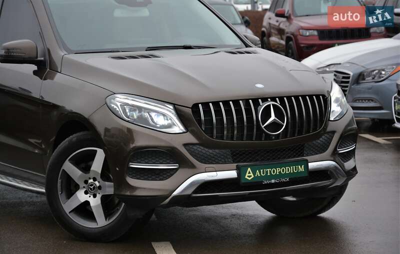 Позашляховик / Кросовер Mercedes-Benz GLE-Class 2015 в Києві фото 2 Позашляховик / Кросовер Mercedes-Benz GLE-Class 2015 в Києві