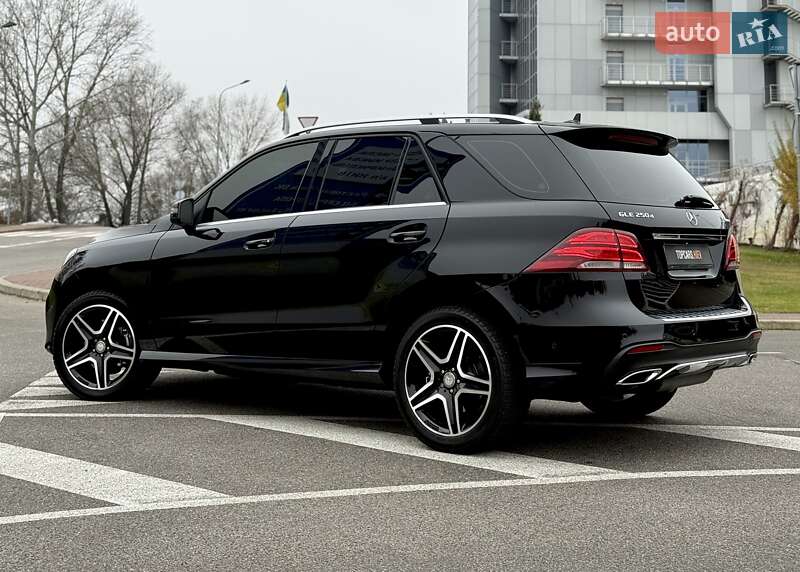 Позашляховик / Кросовер Mercedes-Benz GLE-Class 2017 в Києві фото 8 Позашляховик / Кросовер Mercedes-Benz GLE-Class 2017 в Києві